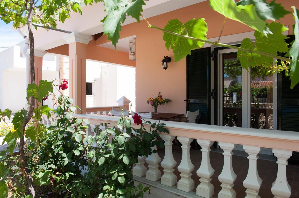Anna Apartments Acharavi  Exterior photo
