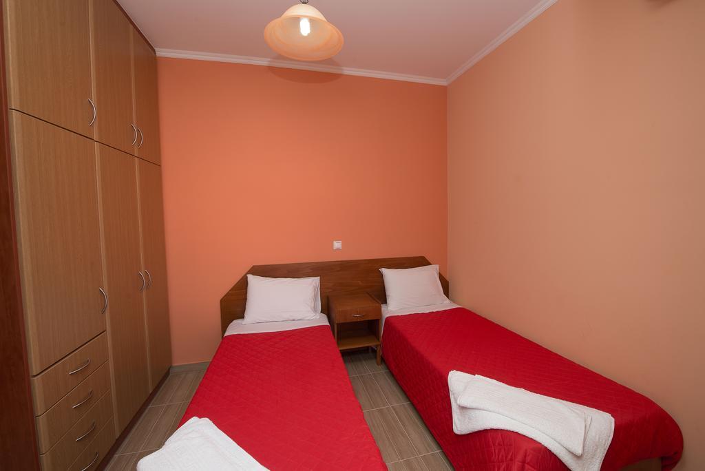 Anna Apartments Acharavi  Exterior photo